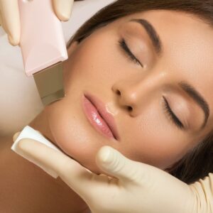 Curso en diagnóstico facial avanzado y limpieza profunda personalizada